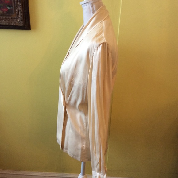 Dana Buchman Cream Wrap Silk Long Sleeve Top Sz 4 - Picture 4 of 12